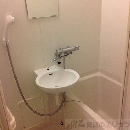 レオパレスカリオストロの物件内観写真